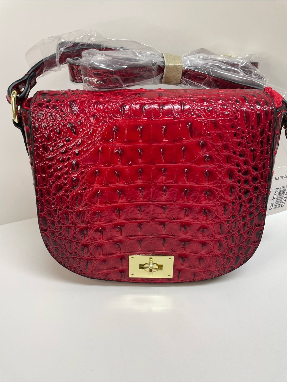 Red Croc-Embossed Crossbody Bag with Gold Turn-Lock NWT - Picture 2 of 8